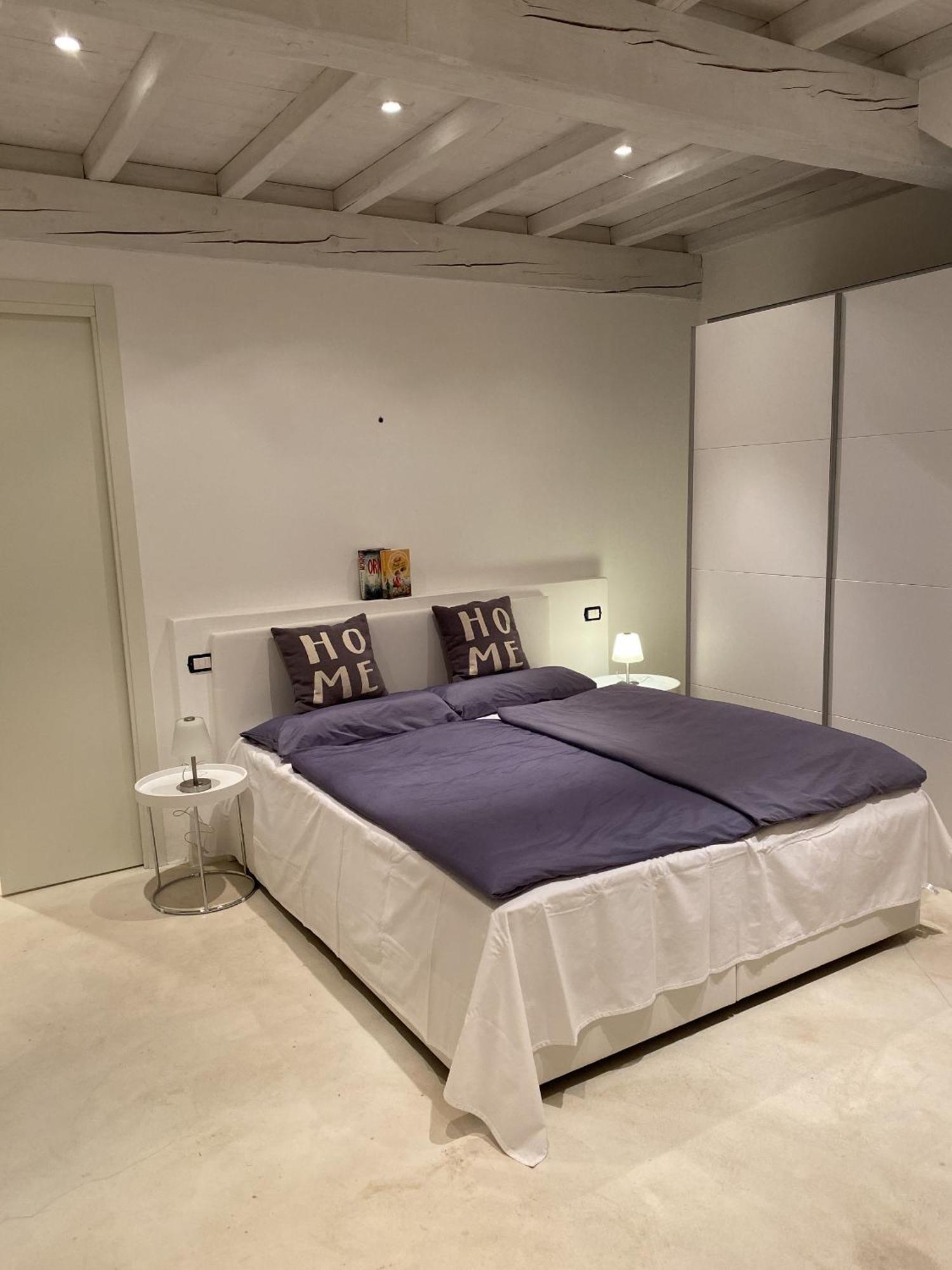 Boutique Stone House Vedasco Casa vacanze Stresa